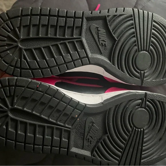 NEW Nike womens Dunk Low - Picture 4 of 5